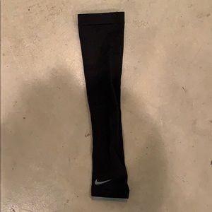 Black Nike Shooting Sleeve